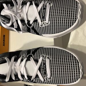 Nike LeBron James witness 7 Vll size 13 brand new in box! Grey